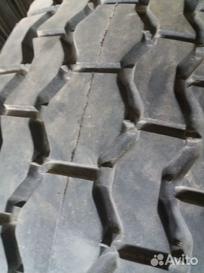 Шины трактора 14R25 с хранения