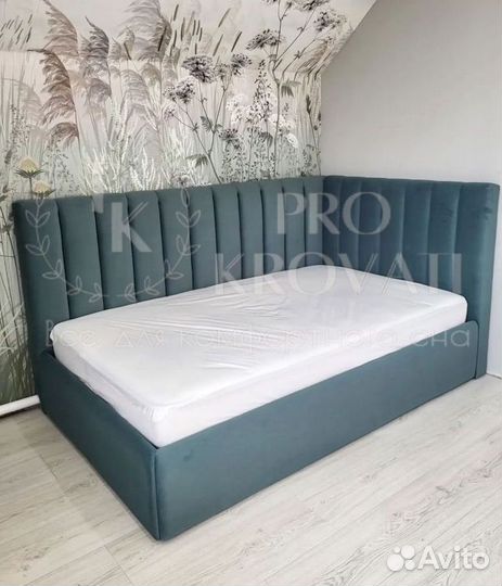 Детская кровать с мягкими бортиками