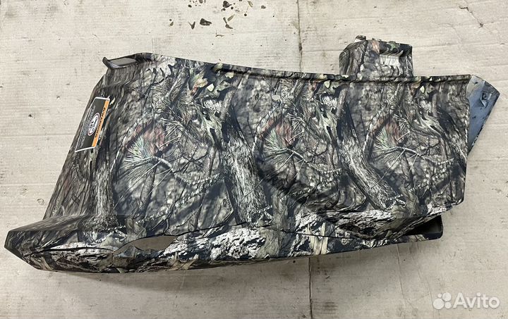 Битое крыло переднее правое BRP Outlander G2