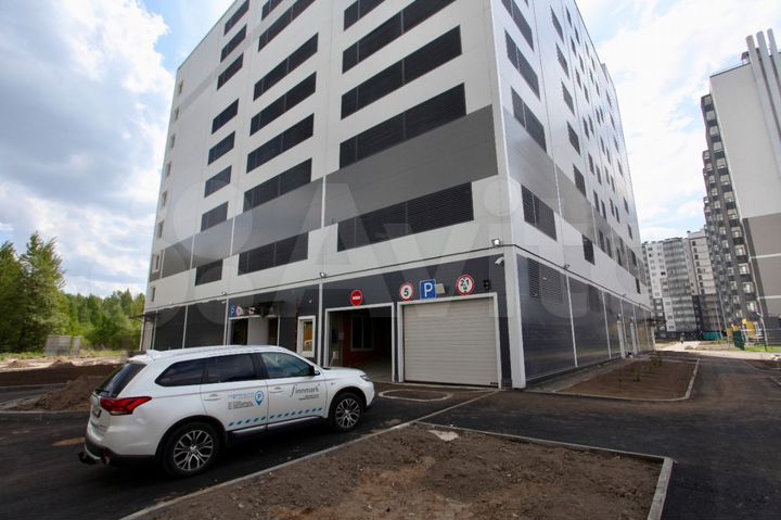 Машиноместо, 14 м²