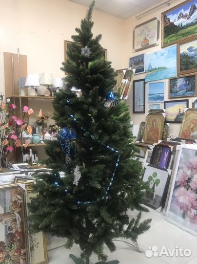 Ель искусственная новогодняя