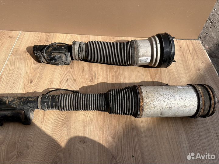 Передняя и задняя пневмостойка Mercedes w220