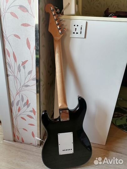 Гитара stratocaster