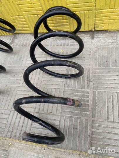 Пружины передние на volkswagen jetta 5