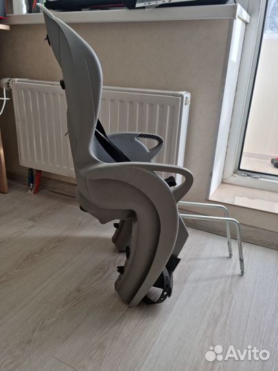 Детское кресло на велосипед hamax