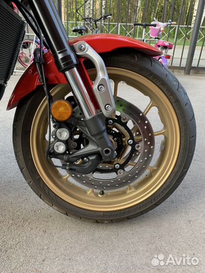 Yamaha Xsr900