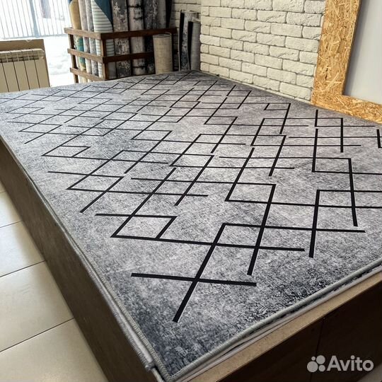 Современный ковер в гостинную в спальню