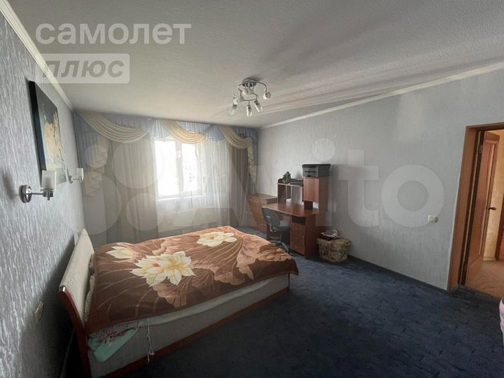 Дом 175,9 м² на участке 13 сот.