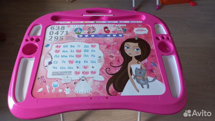 Продается комплект детской мебели Nika kids