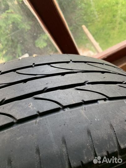 Bridgestone Dueler H/P Sport 215/60 R17 96H