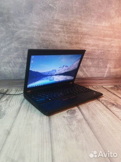 Ноутбук Lenovo/i3/120 SSD/Graphics 3000