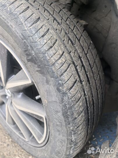 Arivo Ultra ARZ5 225/55 R19 99V