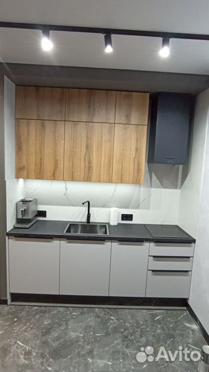 Кухонный гарнитур на заказ от фабрики