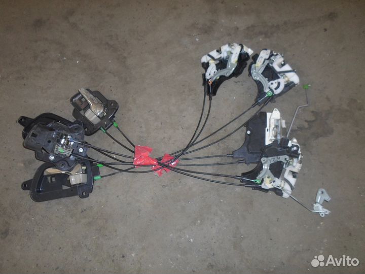 Peugeot 4007 замки двери комплект