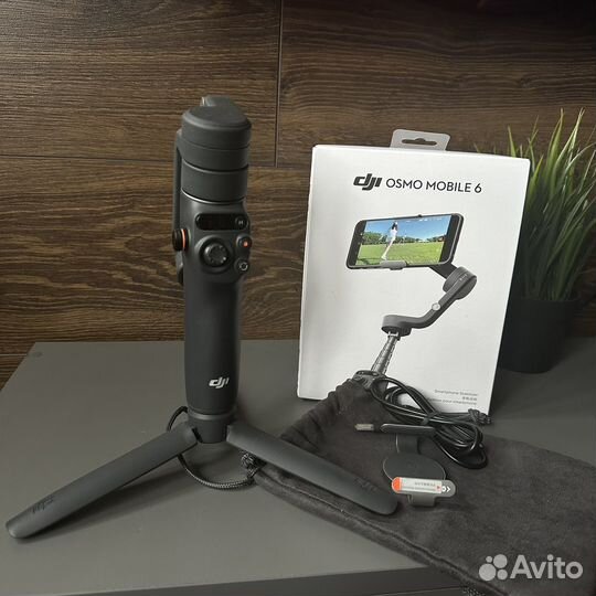 Стабилизатор DJI Osmo Mobile 6