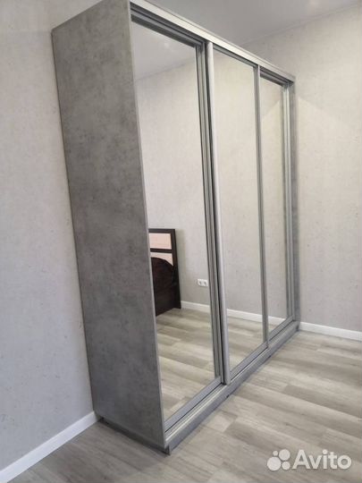 Шкаф купе лофт бетон