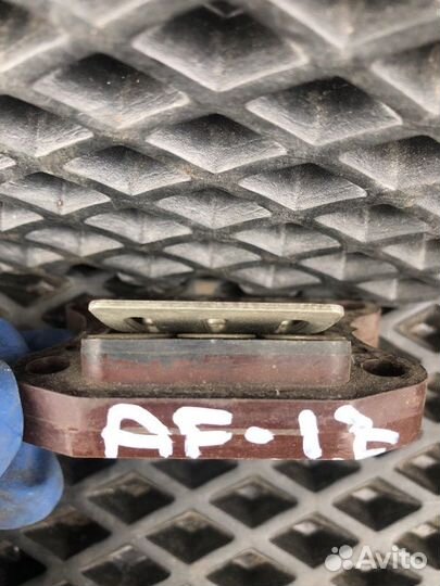 Лепестковый клапан Honda Dio 27 28 AF 18E