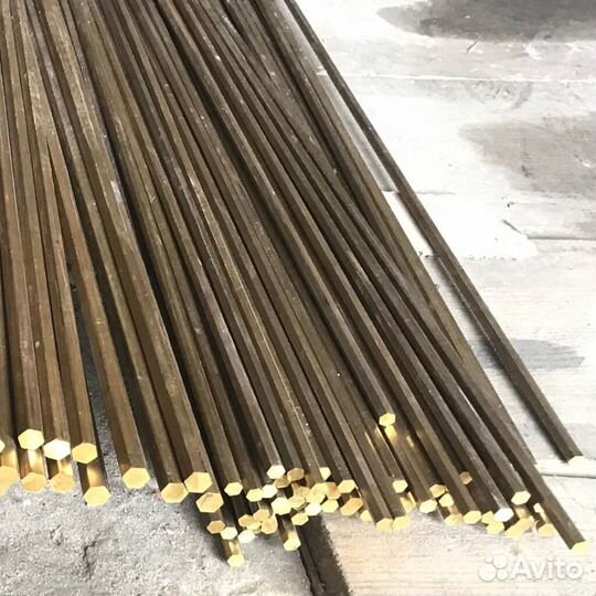 Шестигранник латунный