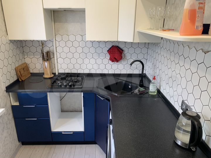 2-к. квартира, 43 м², 5/9 эт.