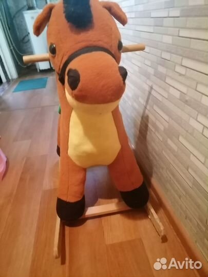 Лошадь качалка