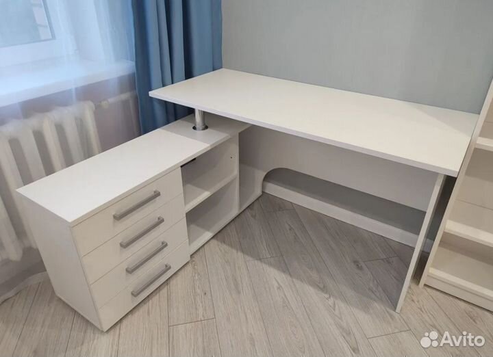 Стол письменный от производителя