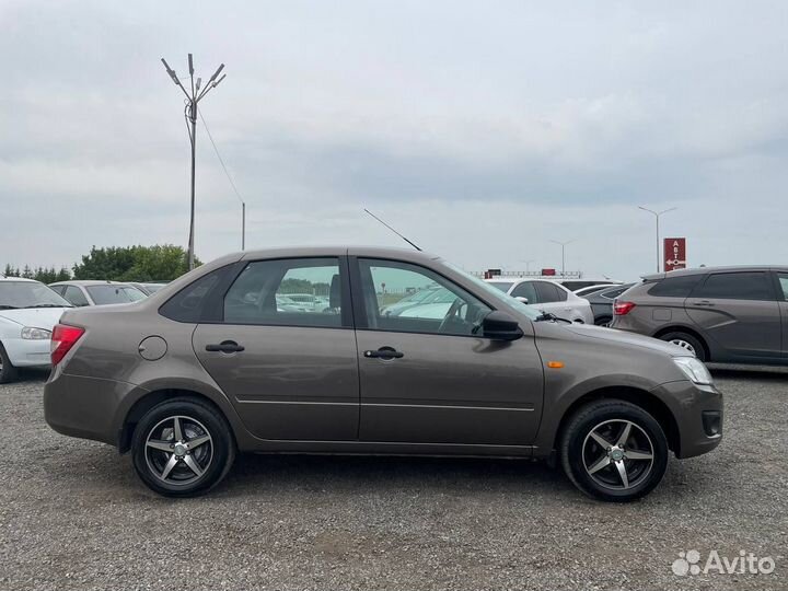 LADA Granta 1.6 МТ, 2016, 63 951 км