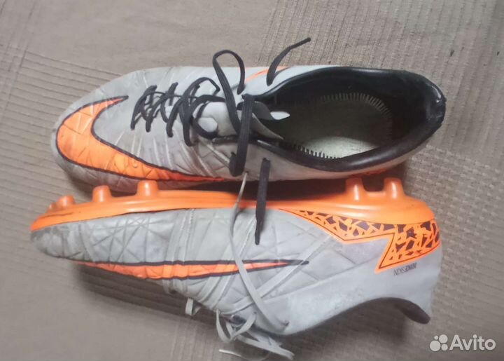Футбольные бутсы 42 размер nike