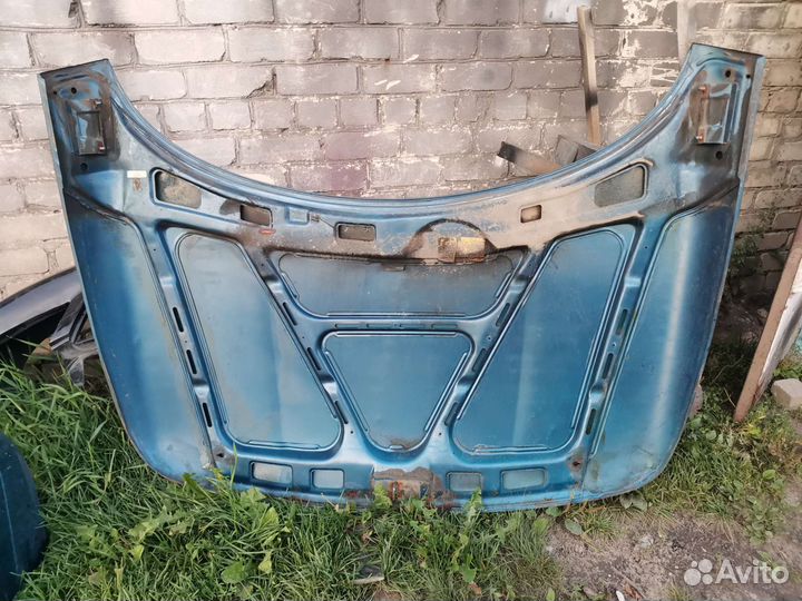 Капот на ваз 2110