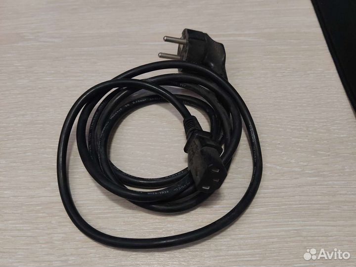 Сетевой кабель для компьютера
