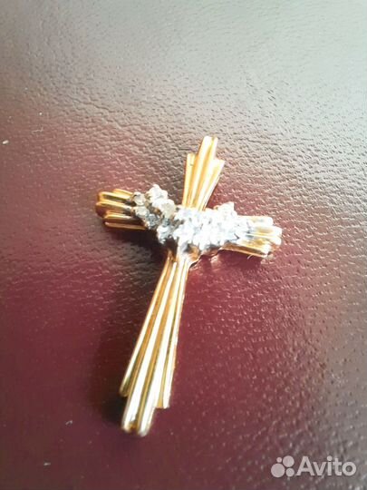 Золотой крестик