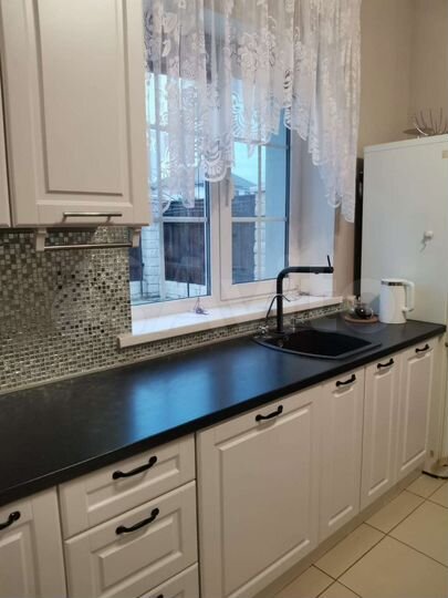 Коттедж 201 м² на участке 7,5 сот.