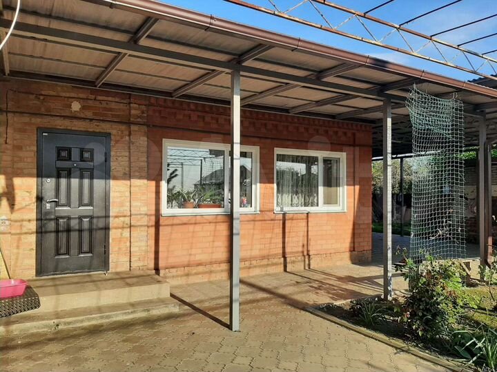 Дом 152,7 м² на участке 11,06 га