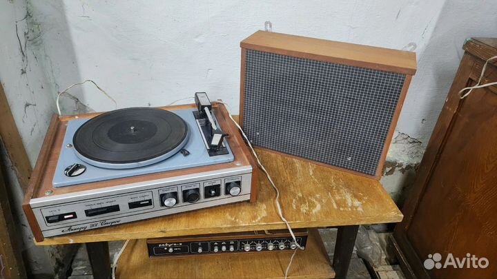 Советские Электропроигрыватель