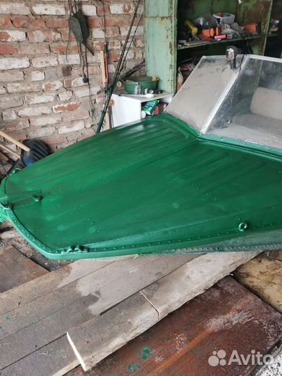 Продам лодку с мотором