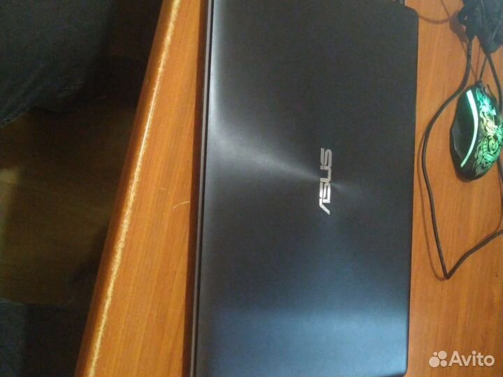 Ноутбук Asus x550c i7-3537u 500/8gb обслужен