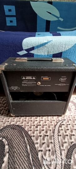 Гитарный комбоусилитель