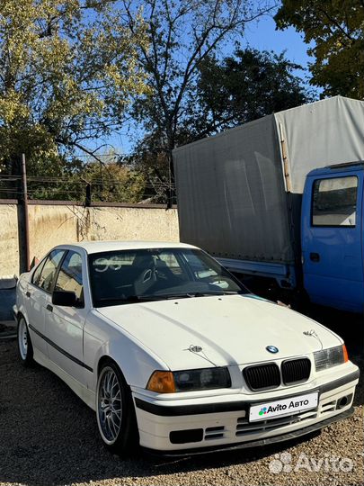 BMW 3 серия 1.6 МТ, 1992, 250 000 км