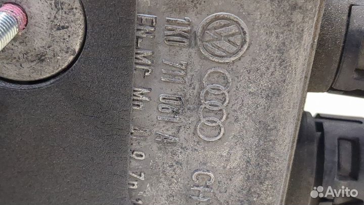 Кулиса кпп Audi A3 (8PA), 2003