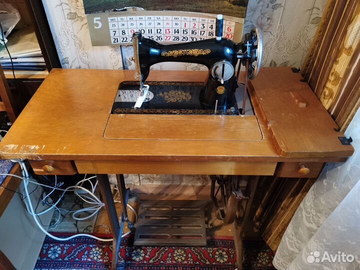 Швейная машинка Подольск класса 1-м 1961г