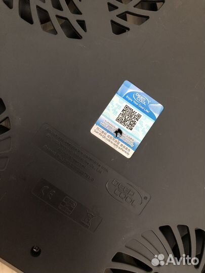 Подставка с охлаждением