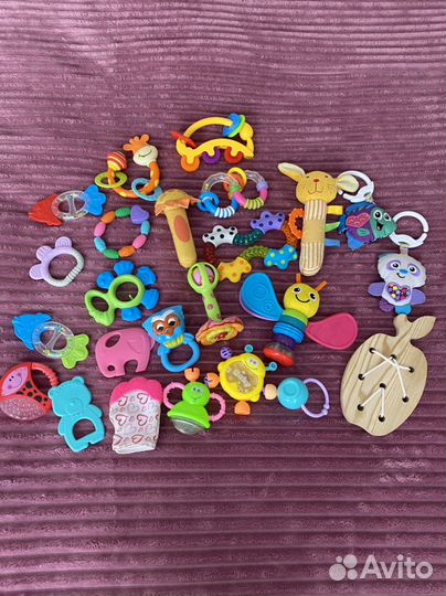 Погремушки, прорезыватели, бутылочки, ниблер