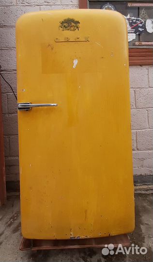 Холодильник 