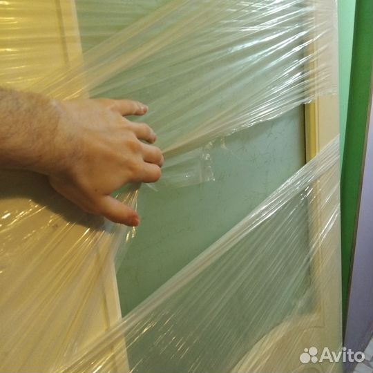 Дверь межкомнатная деревянная новая