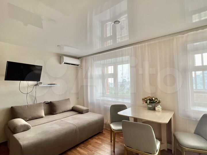 2-к. квартира, 58 м², 6/10 эт.