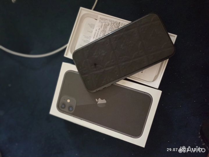 Мобильные телефоны бу iPhone 11 64 black