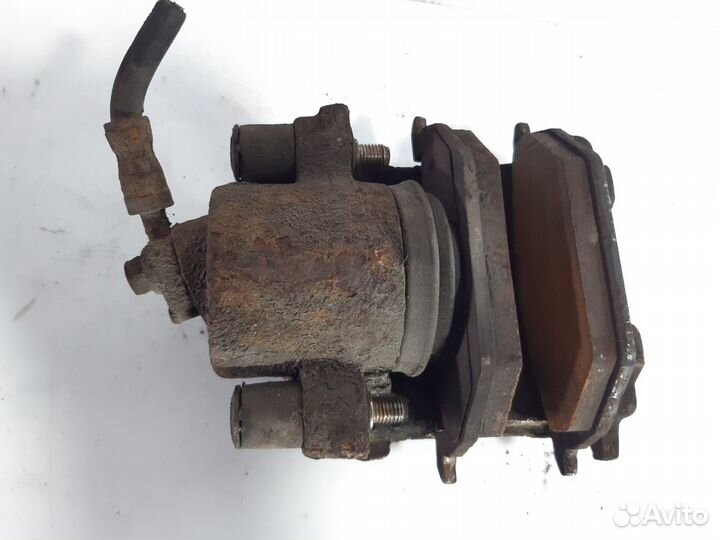 Суппорт передний правый Skoda Octavia A5 1.9 TDI