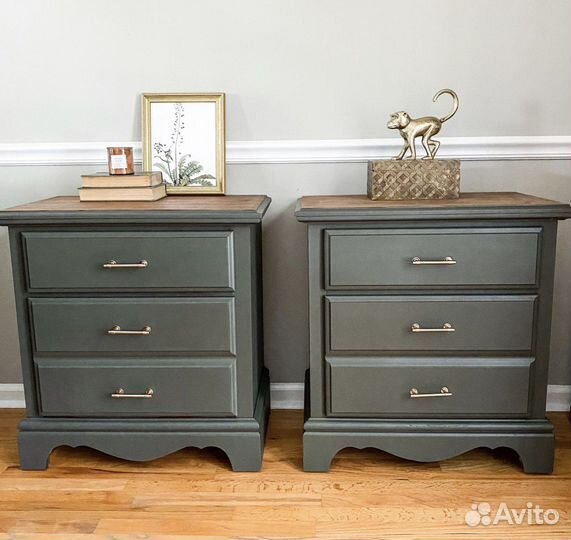 Тумбочка прикроватная