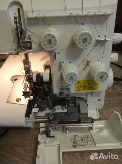 Оверлок для швейной машины