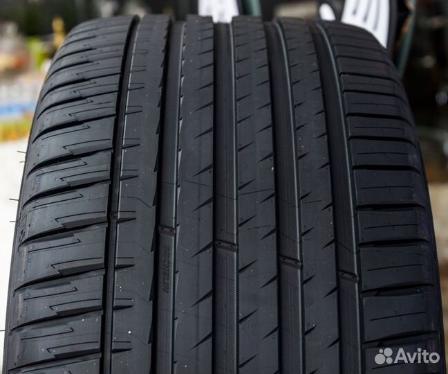 Michelin Pilot Sport 4 SUV 245/45 R21 104W