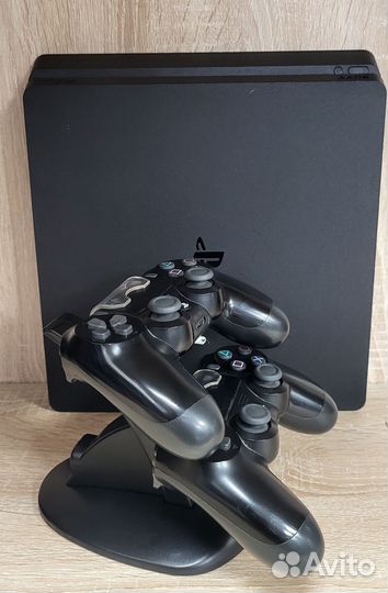 Игровая приставка ps4